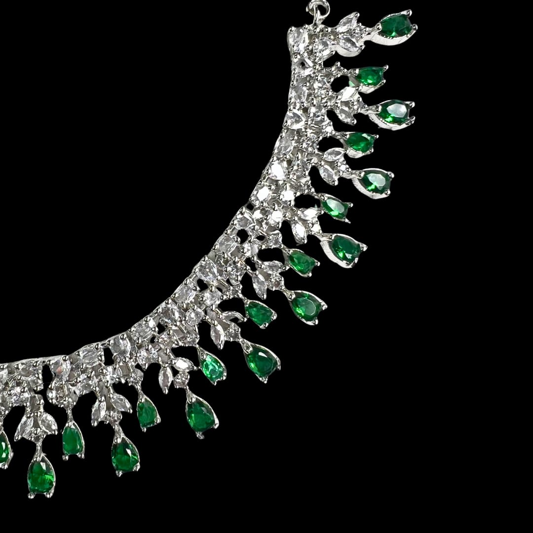 Exquisite American Diamond Necklace Set with Emerald Green Drops: A Fusion of Classic and Modern Elegance