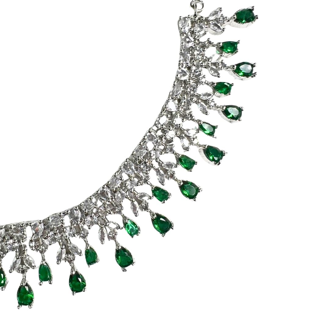Exquisite American Diamond Necklace Set with Emerald Green Drops: A Fusion of Classic and Modern Elegance