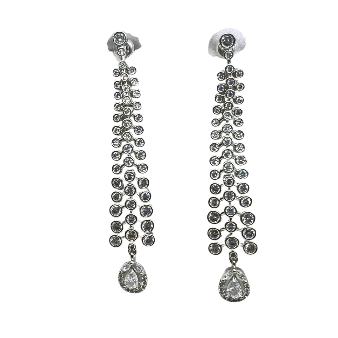 Crystal White Teardrop AD Earrings – Timeless Sparkle in Classic Diamond Shine